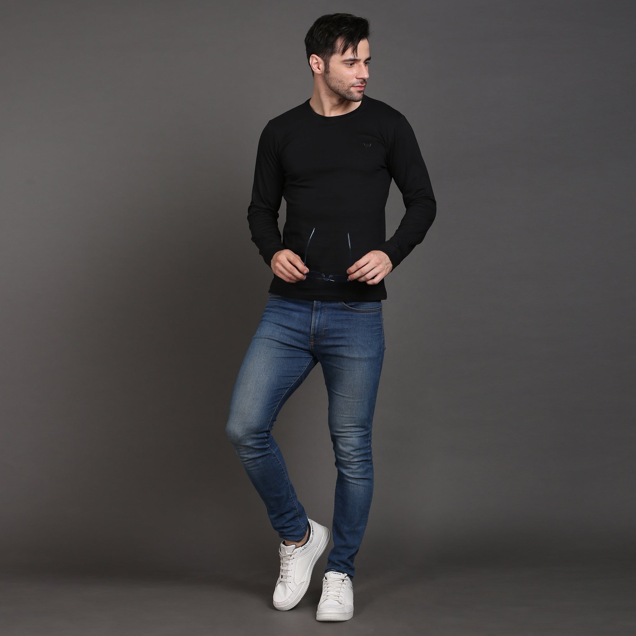 Solid full sleeve cotton tshirt